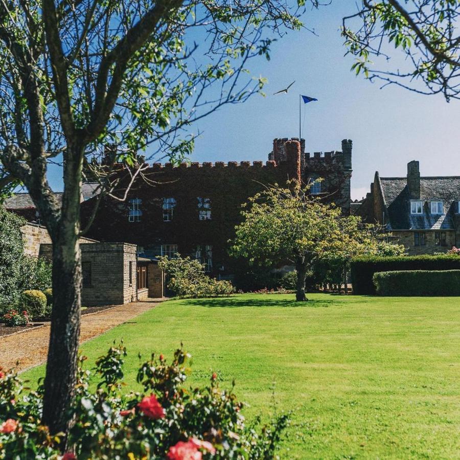 Sneaton Castle Whitby Exterior foto